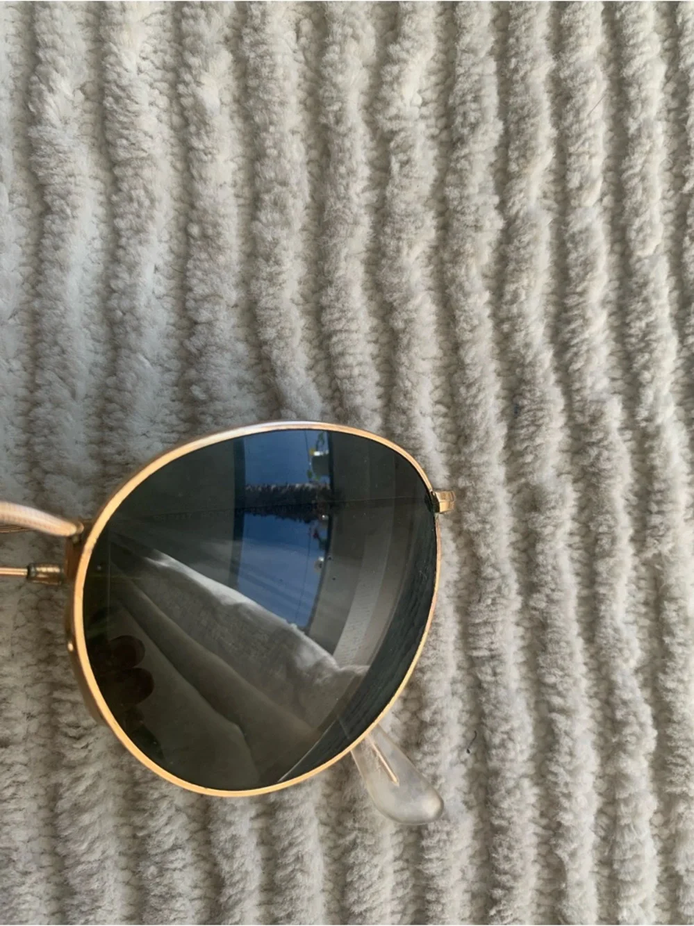 Ray-Ban Gold Frame Sunglasses - Picture 4 of 7